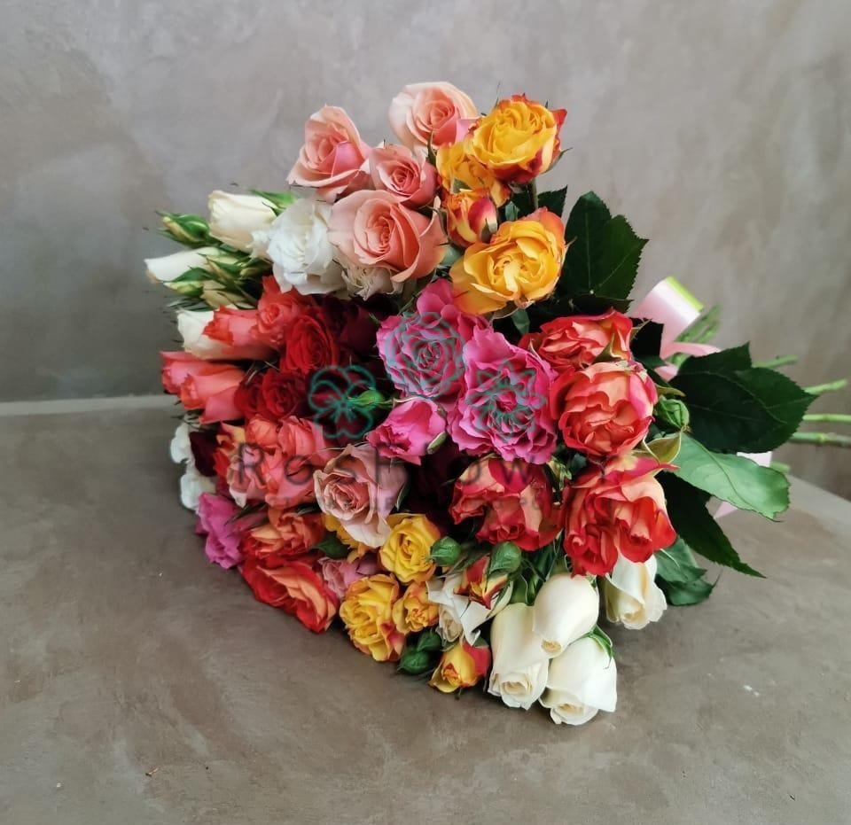 Букет цветов из: Розы в Марксе