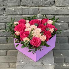 Цветочная композиция из Розы в коробке #REPLACE_PRED# Марксе