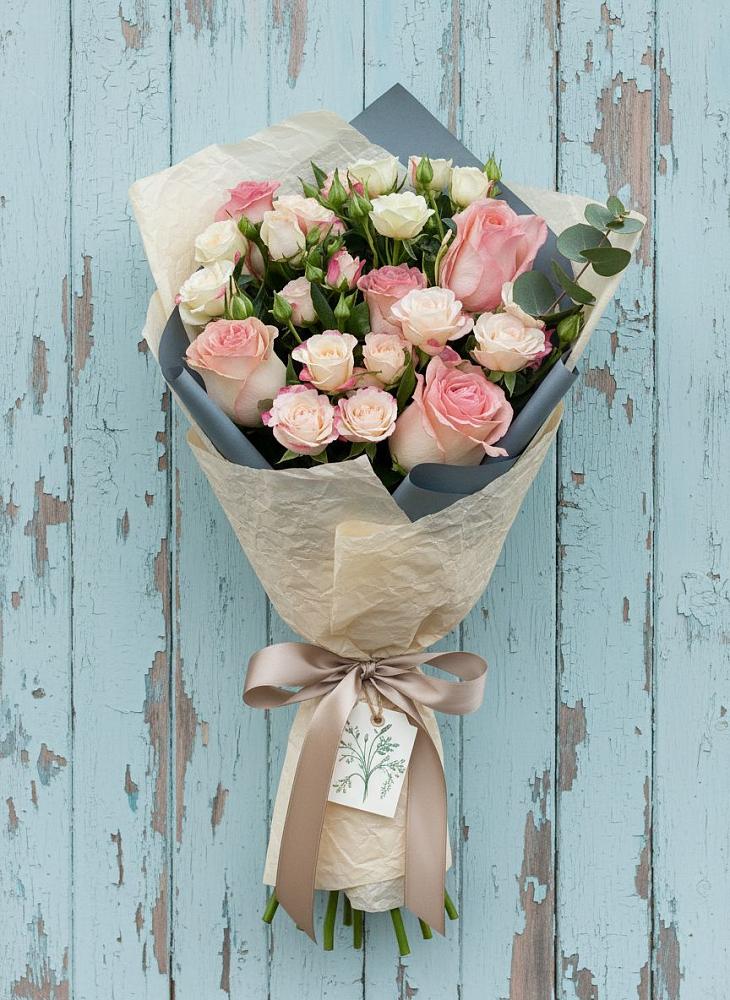 Букет цветов из: Розы в Марксе