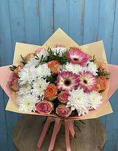 Букет цветов из:  Розы, Герберы и Хризантемы в Марксе