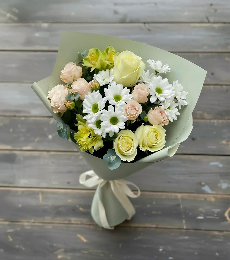 Букет цветов из: Альстромерии, Розы и Хризантемы в Марксе