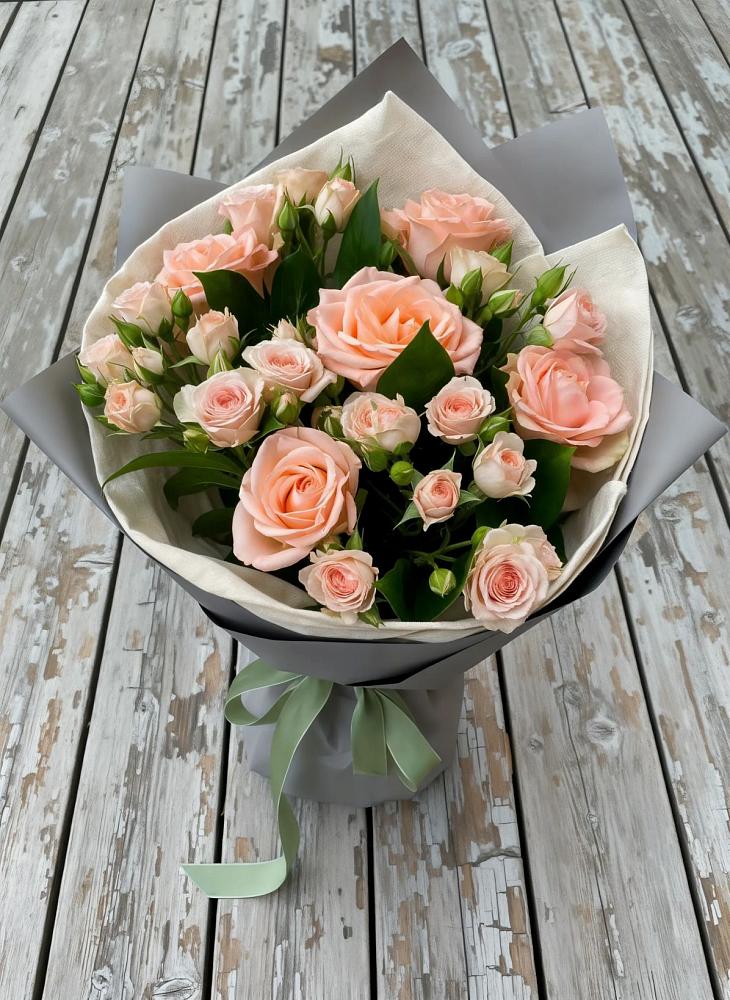 Букет цветов из: Розы в Марксе