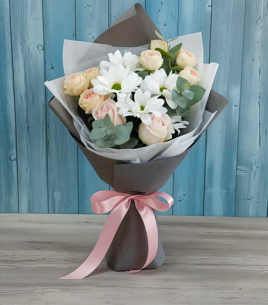 Букет цветов из: Хризантемы и Розы в Марксе