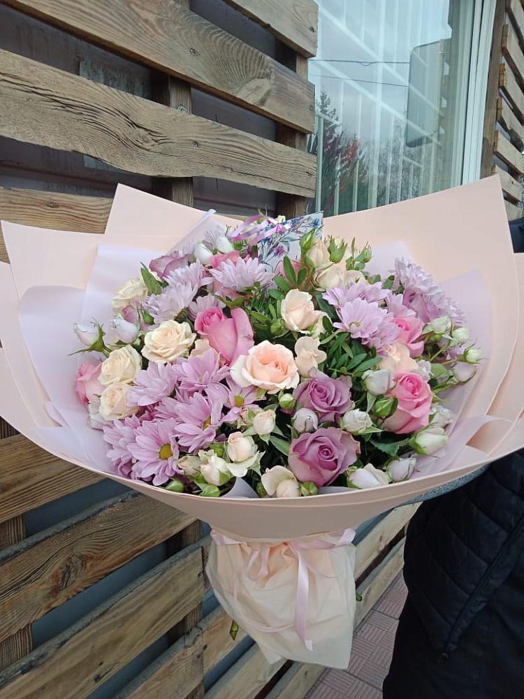 Букет цветов из: Розы и Хризантемы в Марксе