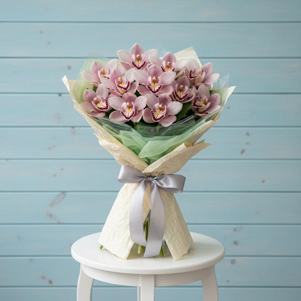 Букет цветов из: Орхидеи и Розы в Марксе