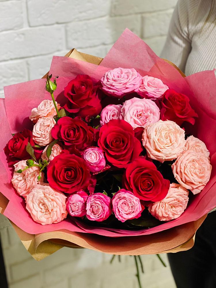 Букет цветов из: Розы в Марксе