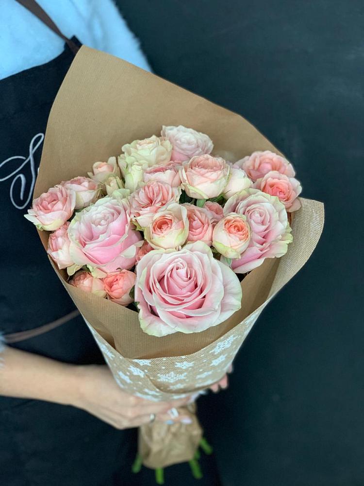 Букет цветов из: Хризантемы и Розы в Марксе