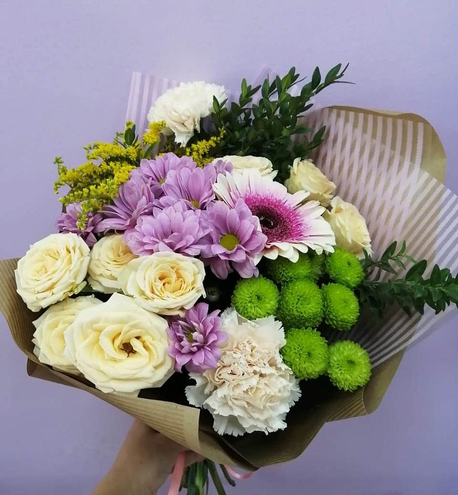 Букет цветов из: Хризантемы, Розы, Гвоздики и Герберы в Марксе