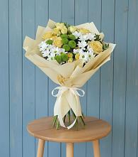 Букет цветов из:  Хризантемы и Розы в Марксе