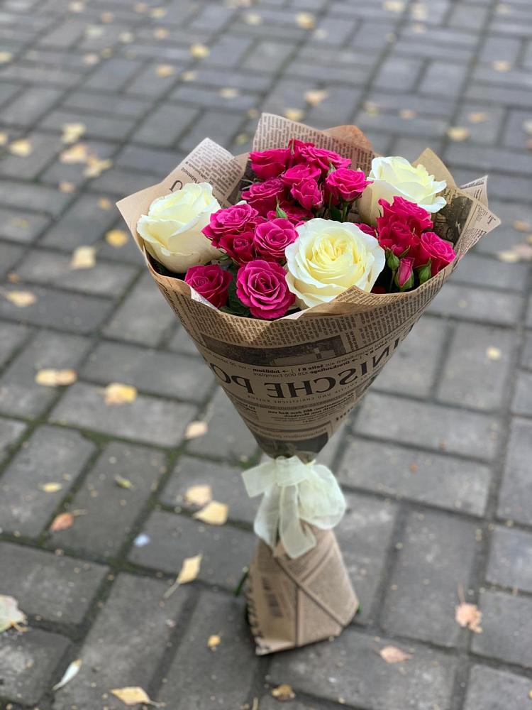 Букет цветов из: Розы в Марксе
