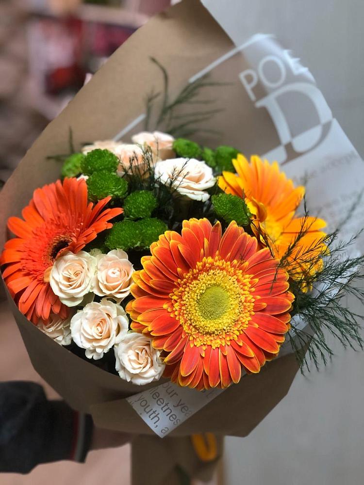 Букет цветов из: Герберы, Хризантемы и Розы в Марксе